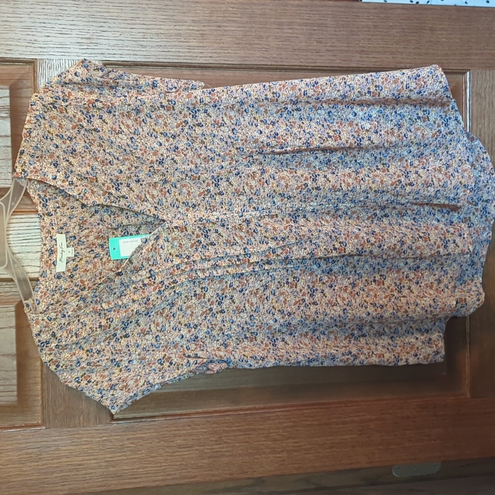 Monday Fun Alvena Split Neck Blouse